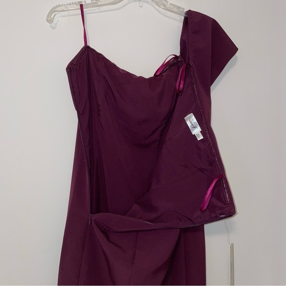 Eliza J Off The Shoulder Scuba Crepe Plum Cocktail Dress Size 10 - Picture 10 of 11